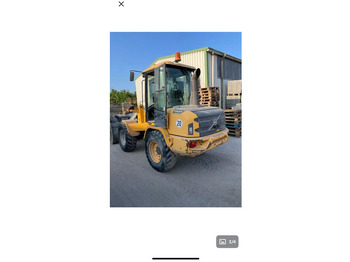 اللودر بعجل Volvo L30G: صورة 4