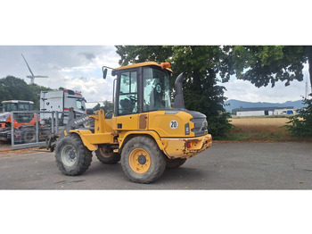 اللودر بعجل Volvo L30G: صورة 2