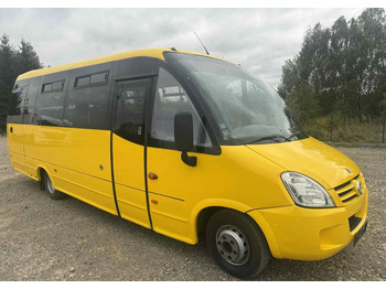 حافلة صغيرة IVECO Daily