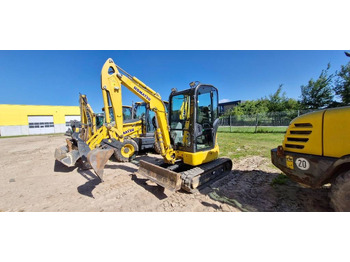 حفارة مُصَّغرة KOMATSU PC26