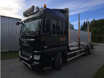 شاحنة قطع الأشجار MAN TGX 26.580