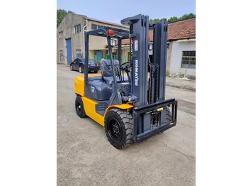 رافعة شوكية KOMATSU