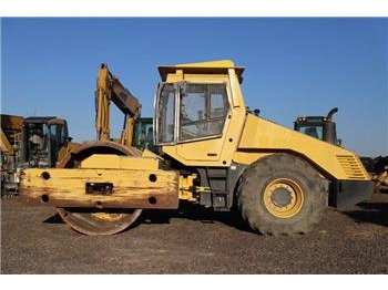 مدحلة اسفلت BOMAG