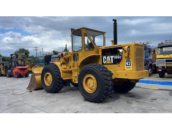اللودر بعجل CATERPILLAR 966C