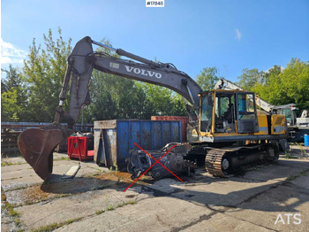 حفار زحاف VOLVO