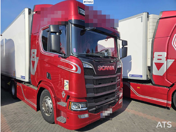 وحدة جر SCANIA R 530 V8