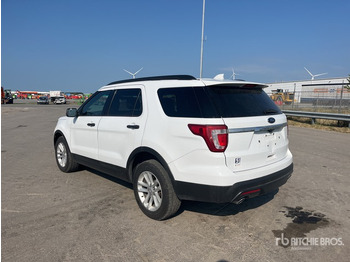سيارة دفع رباعي FORD