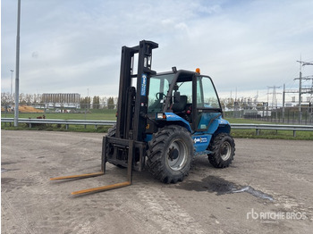 رافعة شوكية للأرض الوعرة 2015 Manitou M30-4 4x4 Rough Terrain Forklift: صورة 2 رافعة شوكية للأرض الوعرة 2015 Manitou M30-4 4x4 Rough Terrain Forklift: صورة 2