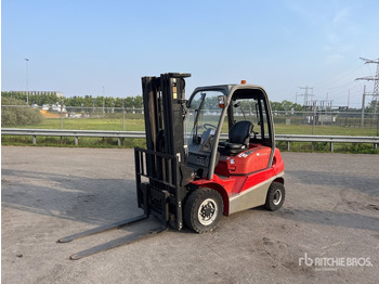 رافعة شوكية ديزل MANITOU MI 25 D