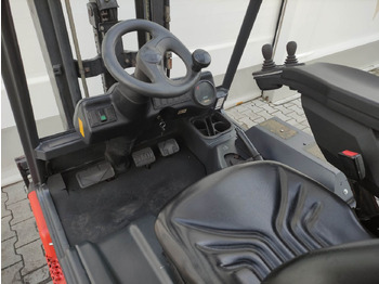 رافعة شوكية كهربائية Linde E30-336-03 (LACK NEU): صورة 5 رافعة شوكية كهربائية Linde E30-336-03 (LACK NEU): صورة 5