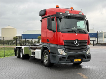 شاحنة ذات خطاف MERCEDES-BENZ Actros