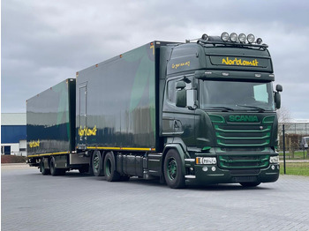 شاحنة مقفلة SCANIA R 520