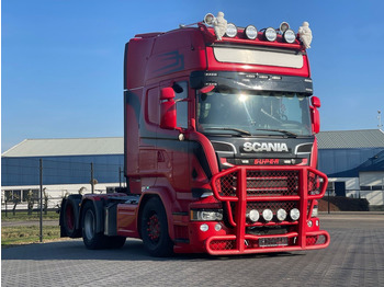 وحدة جر SCANIA R 580