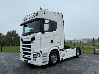 وحدة جر SCANIA S 500