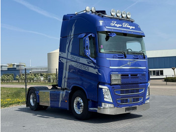 وحدة جر VOLVO FH13 540