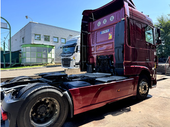 وحدة جر DAF XF 460: صورة 3