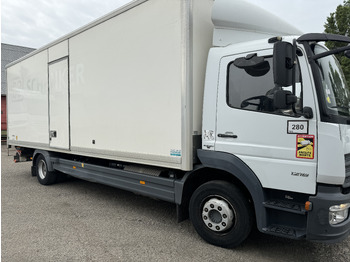 شاحنة مقفلة MERCEDES-BENZ Atego 1218