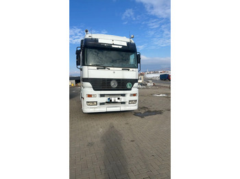 وحدة جر MERCEDES-BENZ Actros 1843