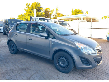 سيارة OPEL
