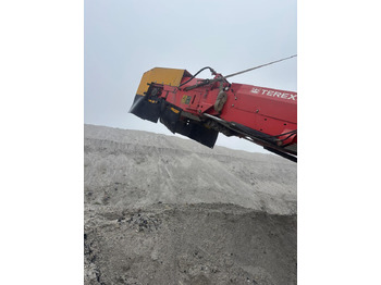 كسارة TEREX