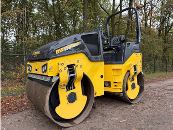 مدحلة اسفلت BOMAG