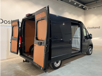 Fiat Ducato 2.3 MultiJet L2H2 120 PK / Euro 6 / Airco / Camera / Cruise Control / Trekhaak / Navigatie / 3-Zits / 72.600 KM !! Fiat Ducato 2.3 MultiJet L2H2 120 PK / Euro 6 / Airco / Camera / Cruise Control / Trekhaak / Navigatie / 3-Zits / 72.600 KM !!: صورة 3