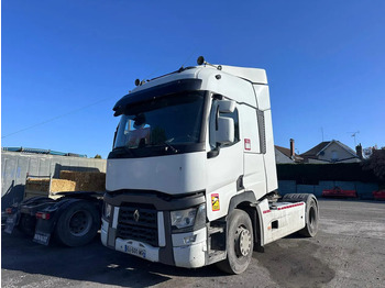 وحدة جر RENAULT T 440