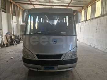 مركبة كوتش IVECO