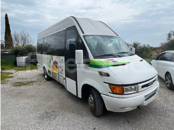 حافلة صغيرة IVECO Daily