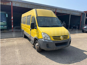 حافلة مدرسية IVECO Daily