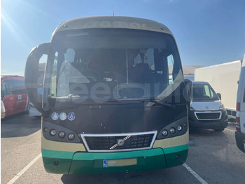 مركبة كوتش VOLVO