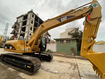 حفار زحاف CATERPILLAR 320CL