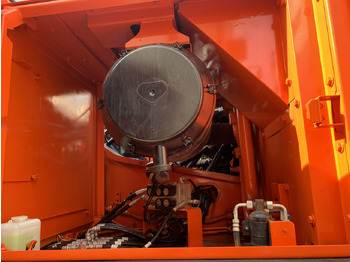حفار زحاف DOOSAN DX340LC