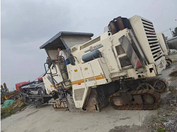قشاطة أسفلت WIRTGEN