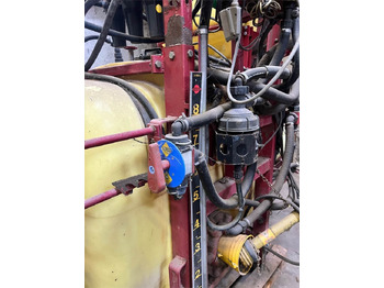 بخاخ مركب على الجرار Hardi 800 L MED 12 BOM: صورة 4