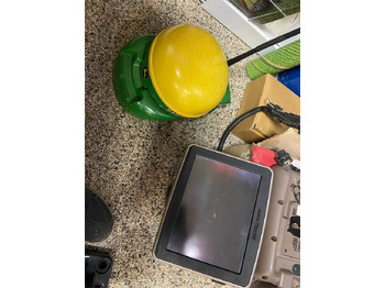 نظام ملاحة JOHN DEERE
