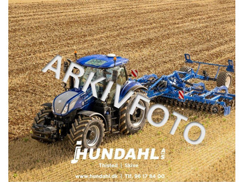 جرار NEW HOLLAND T7.230