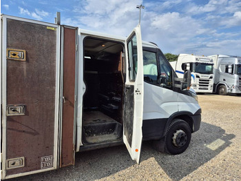 شاحنات مسطحة Iveco Daily 70c17 // med lad og presenning: صورة 5