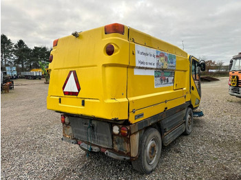 سياره كنس شوارع Johnston CN400: صورة 5 سياره كنس شوارع Johnston CN400: صورة 5