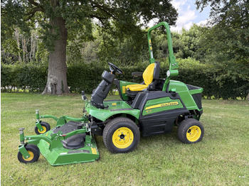 جزازة أعشاب الحدائق JOHN DEERE