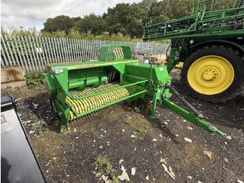 مكبس البالات المستطيله JOHN DEERE