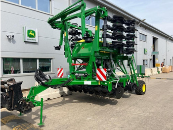 آلة البذر JOHN DEERE