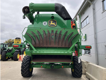 حصادة موحَّدة John Deere T670i HillMaster: صورة 4 حصادة موحَّدة John Deere T670i HillMaster: صورة 4