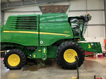 حصادة موحَّدة JOHN DEERE T670