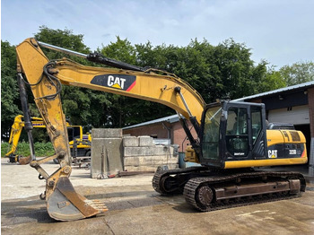 حفار زحاف CATERPILLAR 323DL