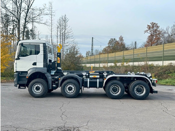 شاحنة ذات خطاف MAN TGS 35.520 8x4 Euro6e Hyva 26-55 Abrollkipper: صورة 3