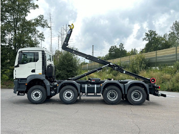 شاحنة ذات خطاف MAN TGS 35.520 8x4 Euro6e MultiLift 25s59: صورة 4