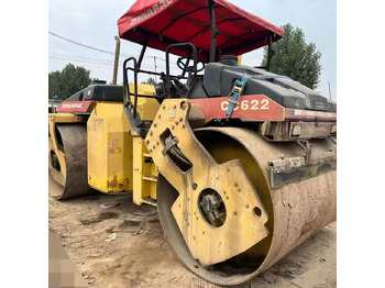 مدحلة اسفلت DYNAPAC