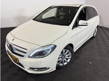 سيارة MERCEDES-BENZ