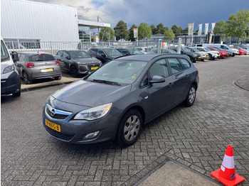 سيارة OPEL